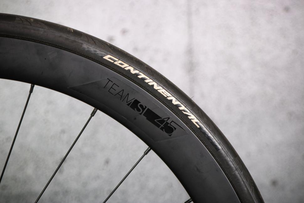 2023 Merida Reacto 7000 - tyre and rim.jpg