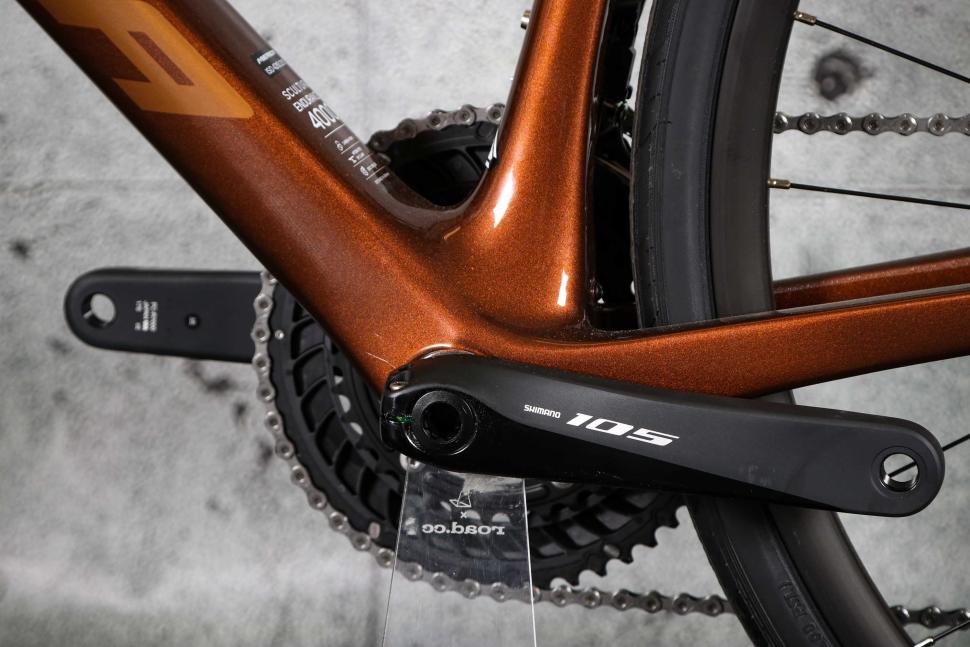 2023 Merida Scultura Endurance 4000 - bottom bracket.jpg