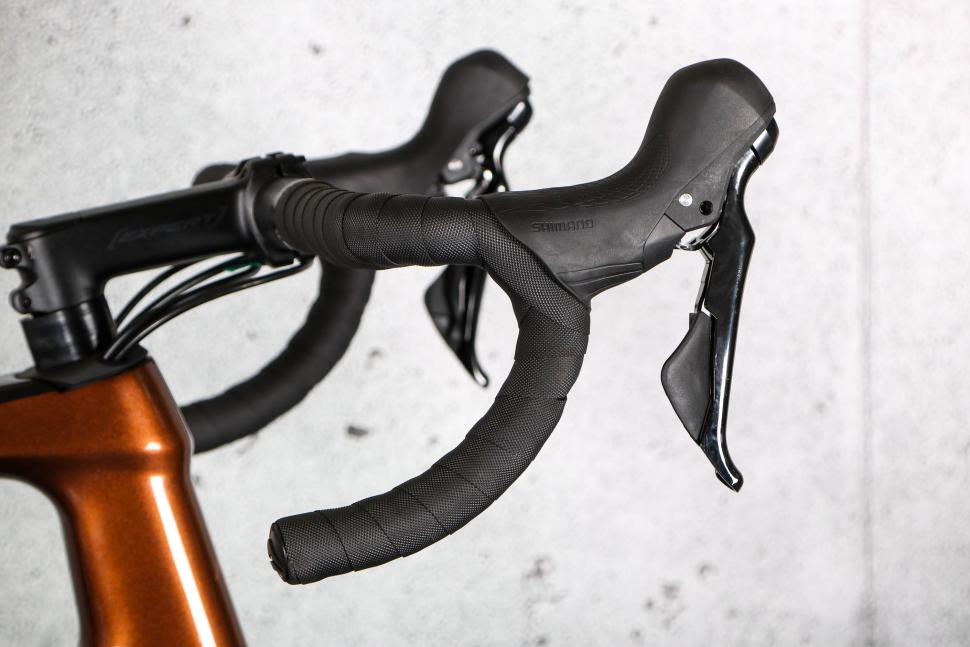 2023 Merida Scultura Endurance 4000 - dopr bars.jpg