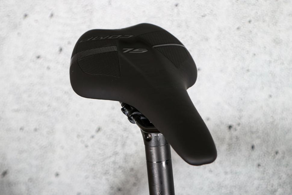 2023 Merida Scultura Endurance 4000 - saddle.jpg
