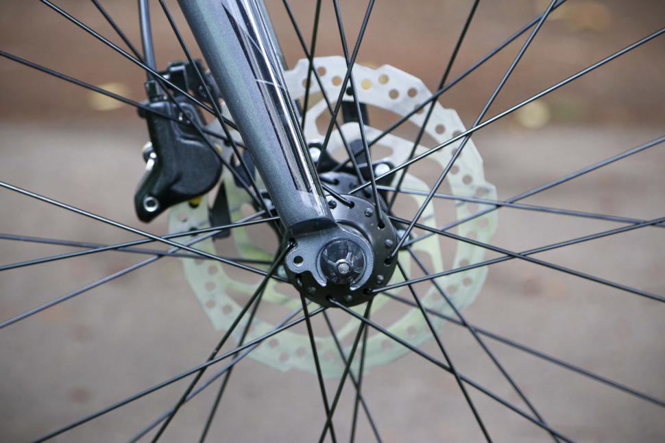 2023 Merida Speeder 20D - fork detail.jpg