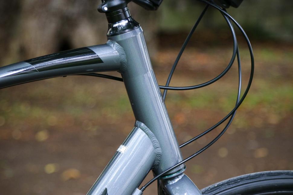 2023 Merida Speeder 20D - head tube.jpg