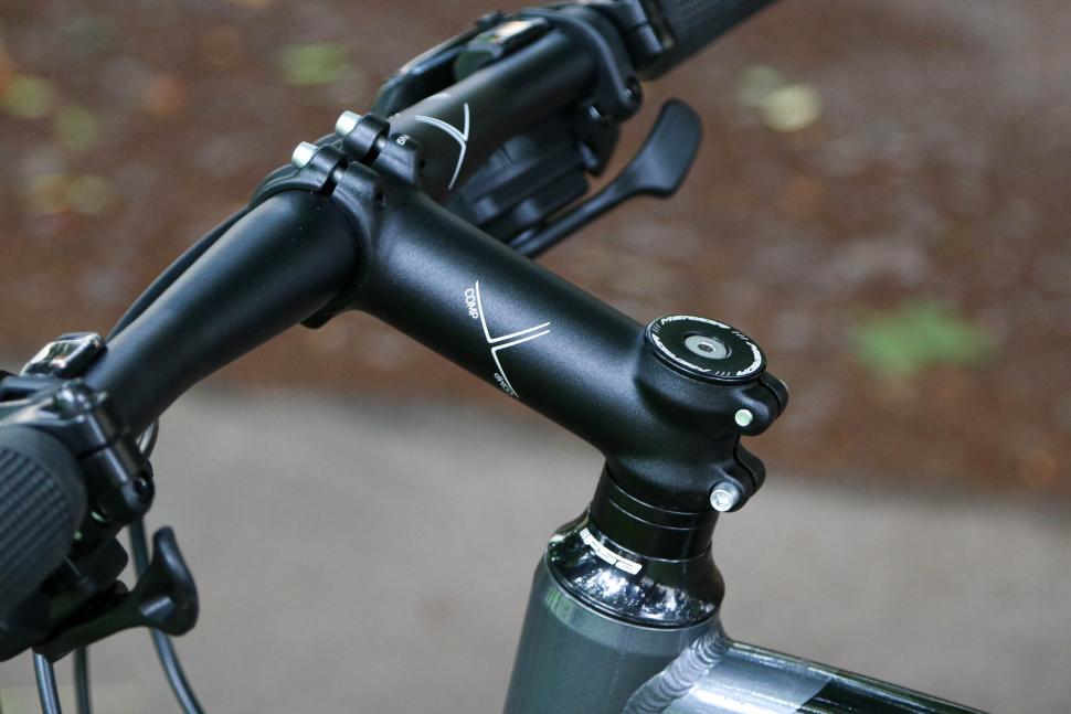 2023 Merida Speeder 20D - stem.jpg
