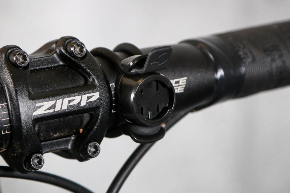 2023 Moon Helix Pro-W Front Light - mount.jpg