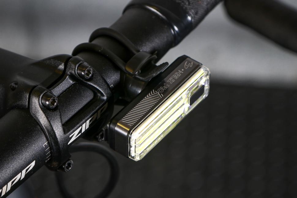 2023 Moon Helix Pro-W Front Light - top.jpg