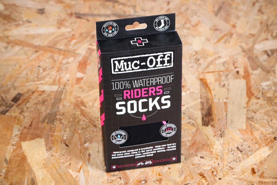 2023 Muc-Off Waterproof Socks - boxed