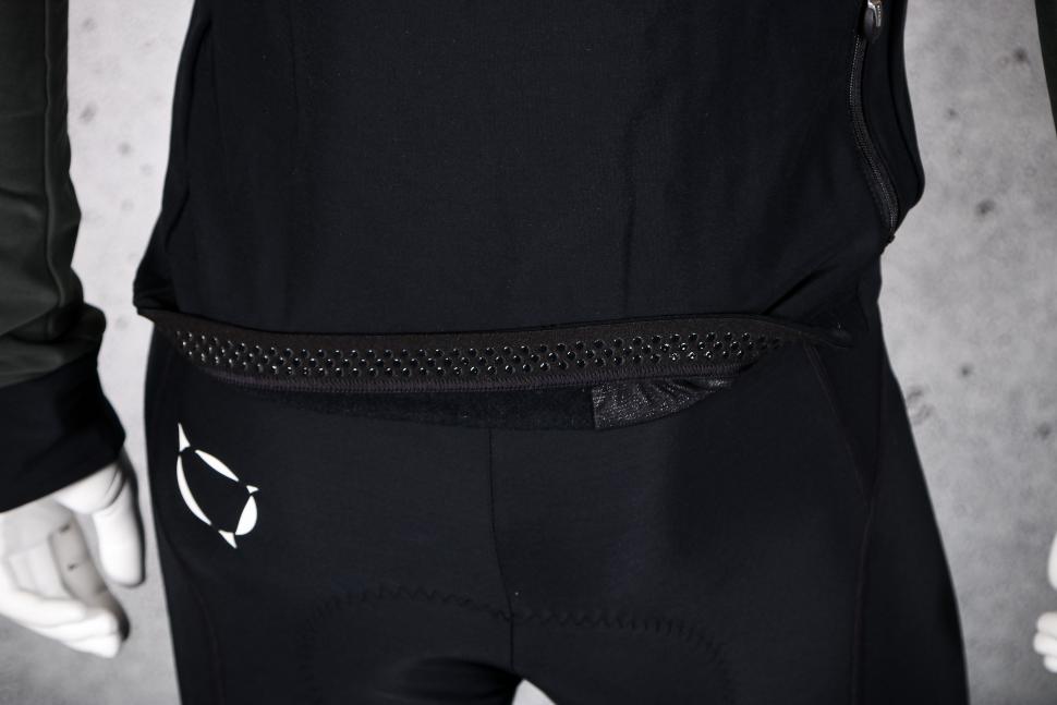 2023 Nalini New Adventures Jacket - gripper.jpg