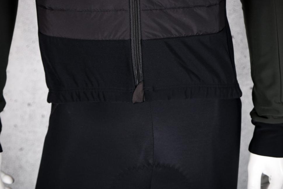 2023 Nalini New Adventures Jacket - hem.jpg