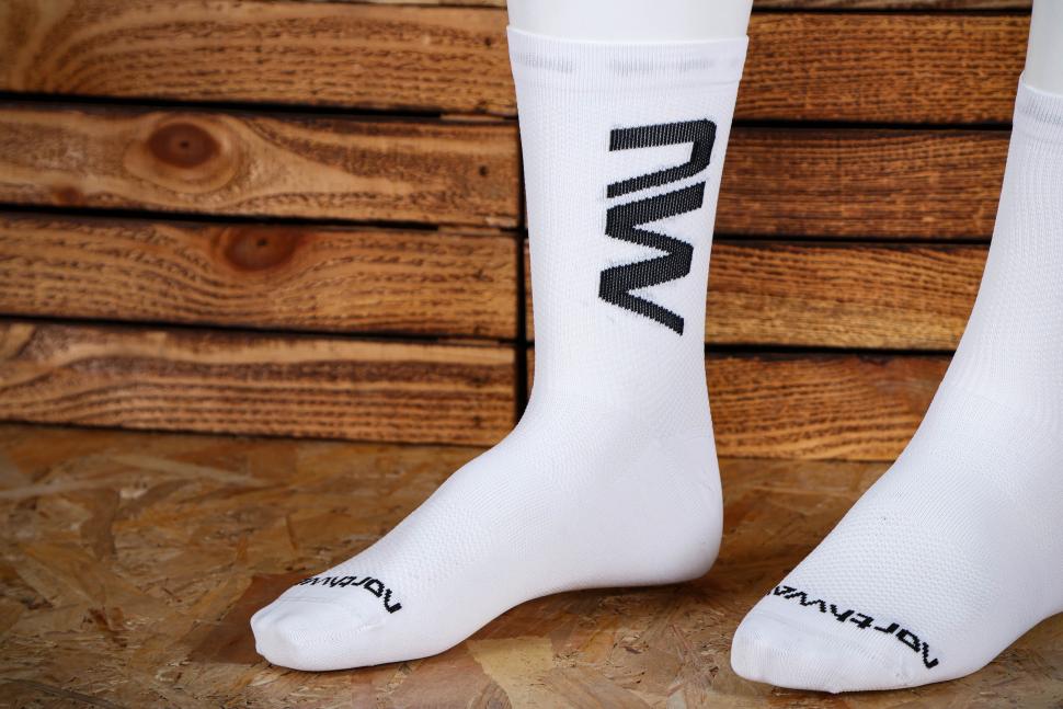2023 Northwave Extreme Air Sock - 2.jpg