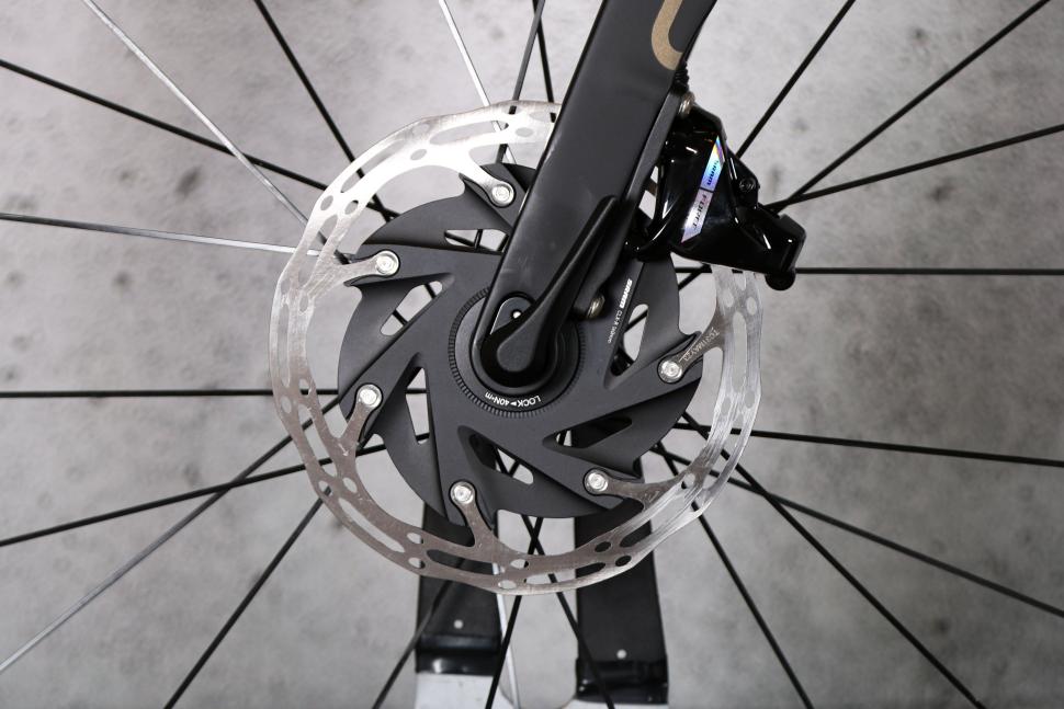 2023 Orro 2024 Gold STC Force D2 Etap AXS Tailormade - front disc brake.jpg