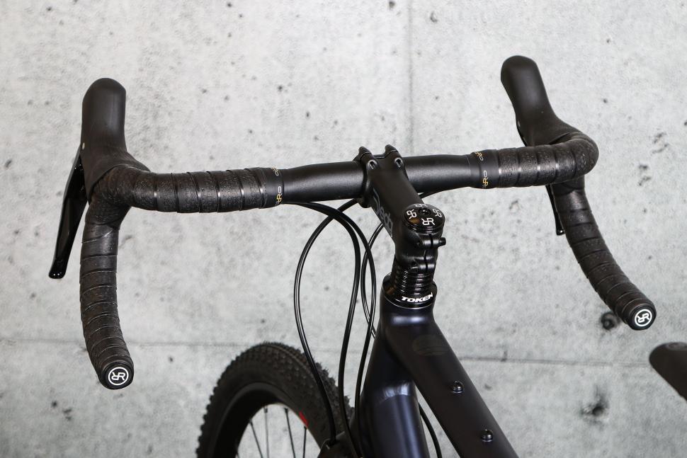2023 Orro Terra X GRX400 - bars 3.jpg