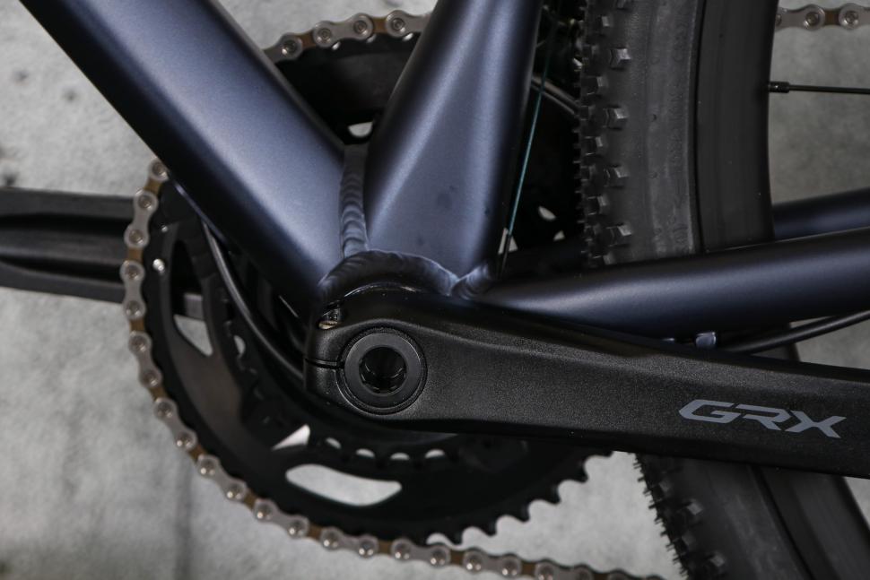2023 Orro Terra X GRX400 - bottom bracket.jpg