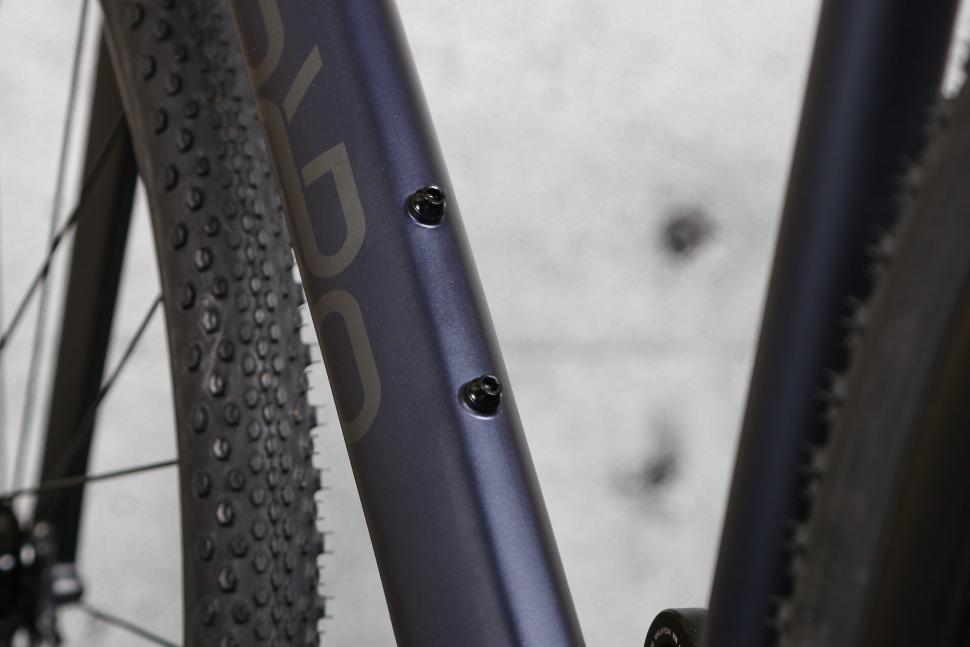 2023 Orro Terra X GRX400 - down tube bosses.jpg