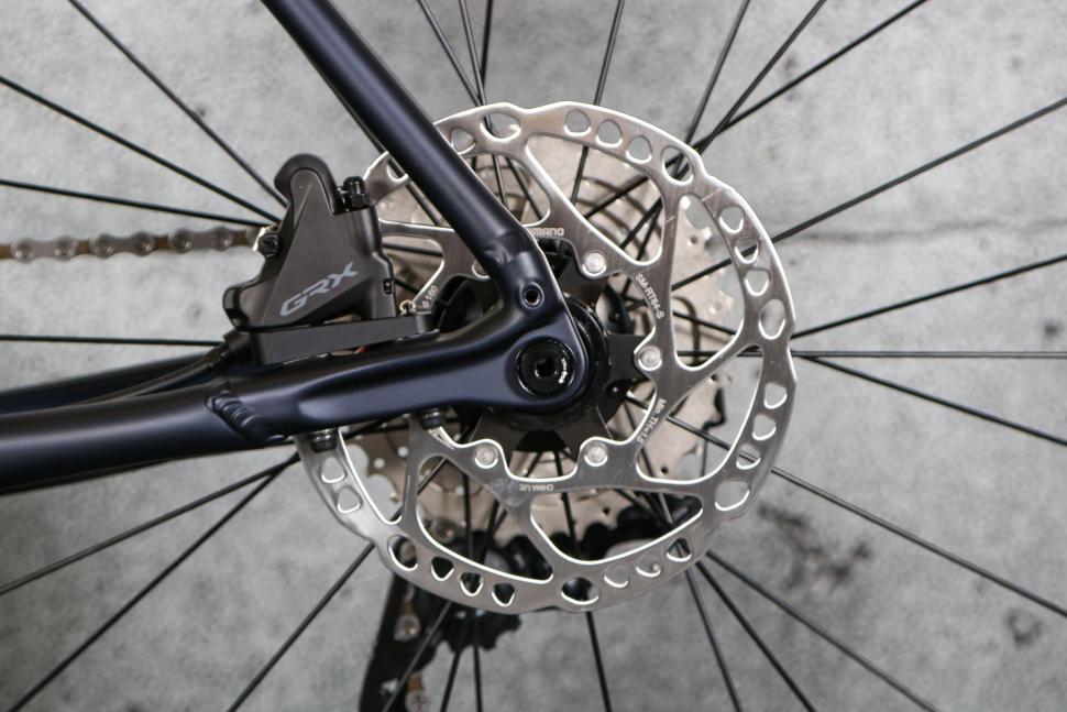 2023 Orro Terra X GRX400 - rear disc brake.jpg