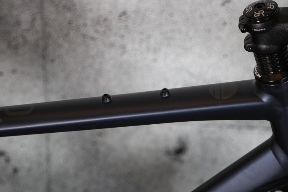 2023 Orro Terra X GRX400 - top tube bosses.jpg