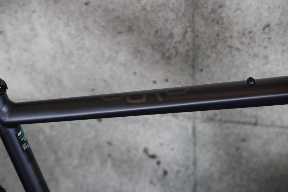 2023 Orro Terra X GRX400 - top tube decal.jpg