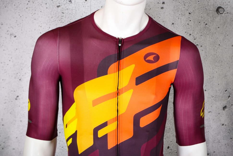 2023 Pactimo Men's Flyte Jersey - chest.jpg