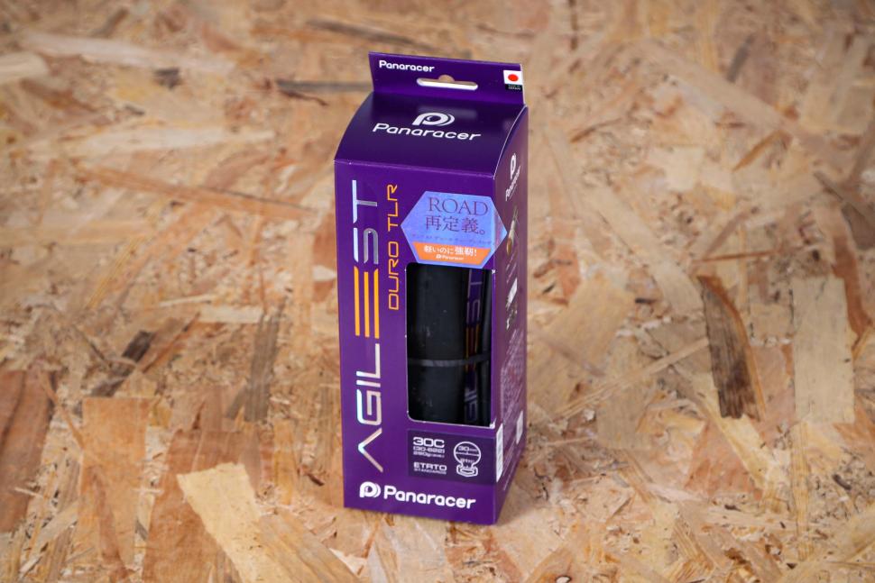 2023 Panaracer Agilest Duro TLR Folding Road Tyre 30C - boxed.jpg