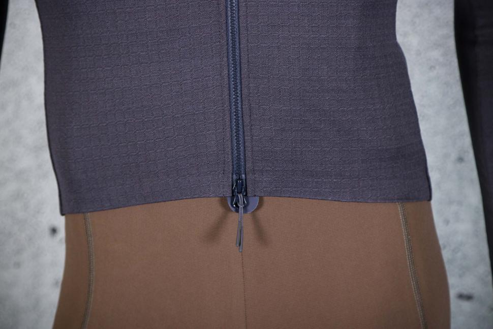 2023 Pas Normal Studios Men's Escapism Wool Long Sleeve Jersey - hem.jpg