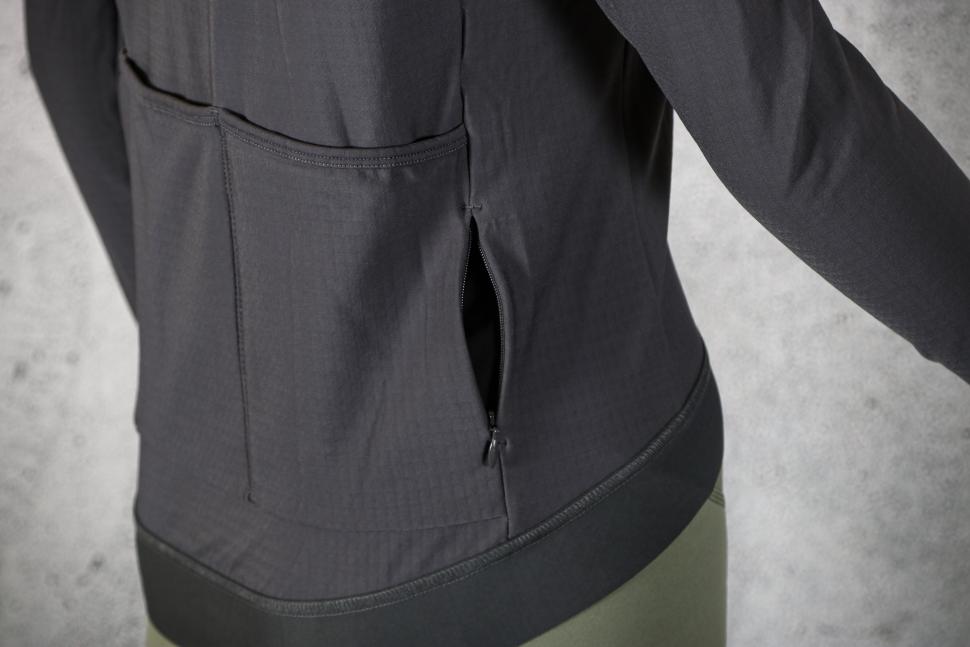 2023 Pas Normal Studios Women's Essential Long Sleeve Jersey - zipped pocket.jpg