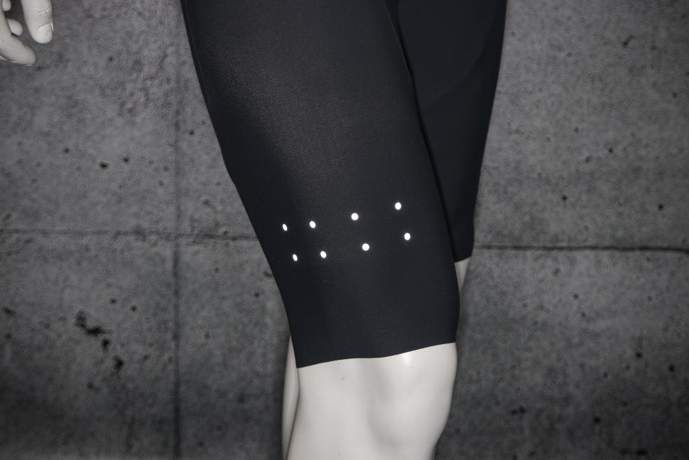2023 Pedla SuperFIT Bib Shorts Stormy - cuff reflective.jpg