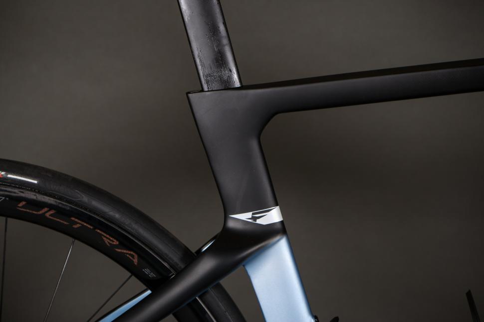 2023 Pinarello Dogma F Super Record EPS - seat tube.jpg