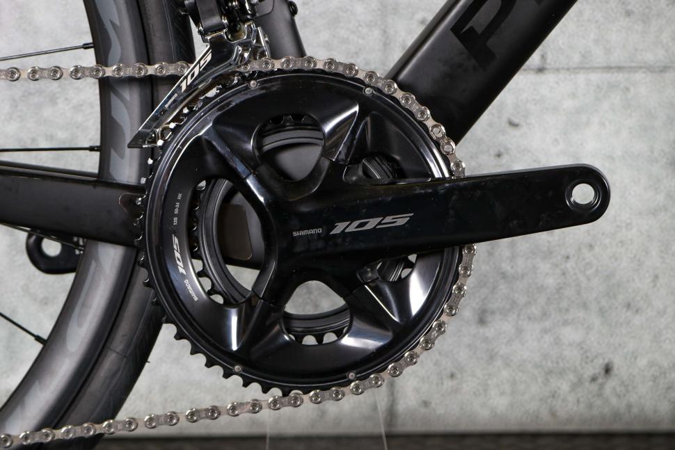 2023 Pinarello X3 105 Di2 - crank.jpg
