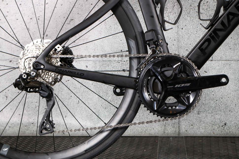 2023 Pinarello X3 105 Di2 - drivetrain.jpg