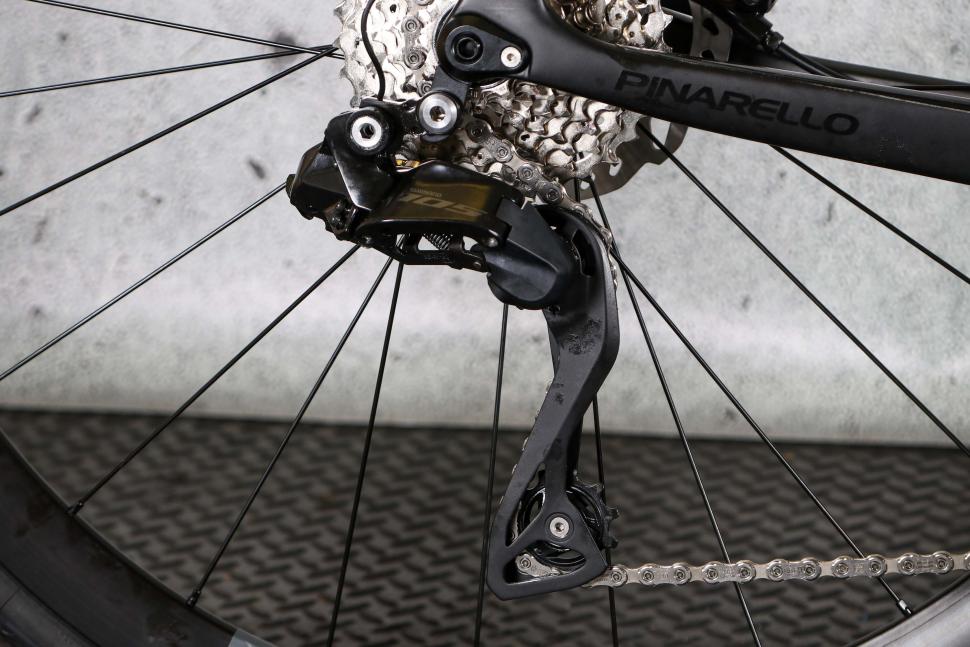 2023 Pinarello X3 105 Di2 - rear mech.jpg