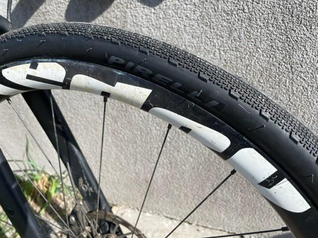2023 Pirelli Cinturato All Road gravel tyres close up.jpg