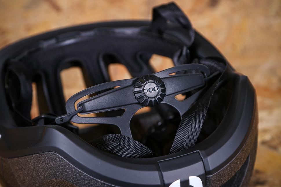 2023 Poc Sports Omne Lite helmet - tension system.jpg