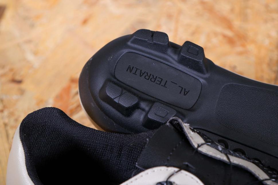 2023 Quoc Escape MTB shoes - sole heel.jpg