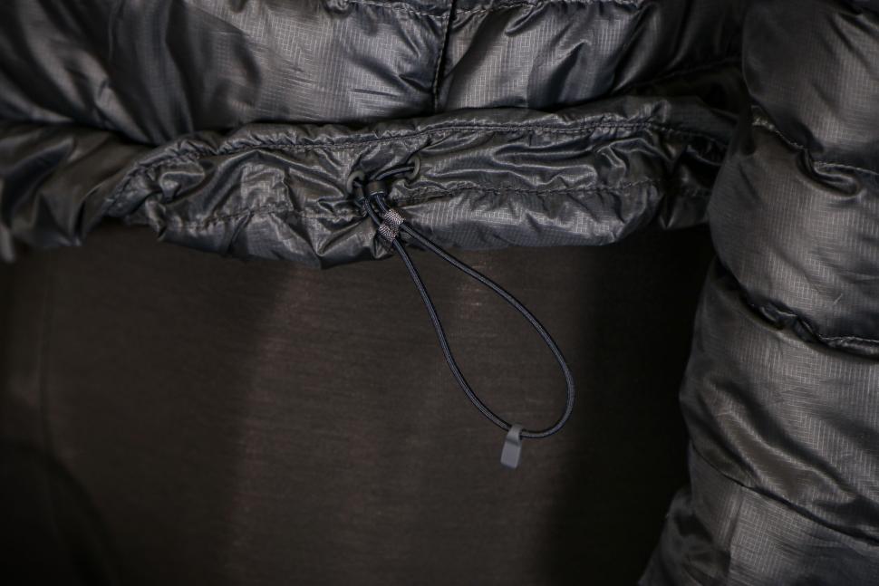 2023 Rapha Men's Explore Down Jacket - drawstring.jpg