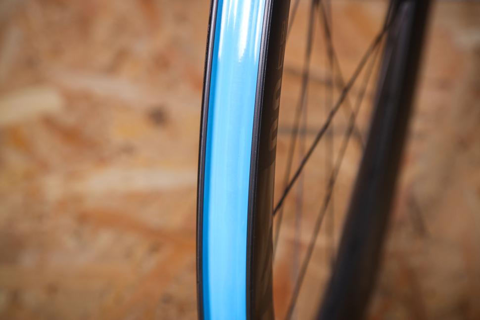 2023 Reynolds Blacklabel 60 Expert DB wheelset - rim tape.jpg
