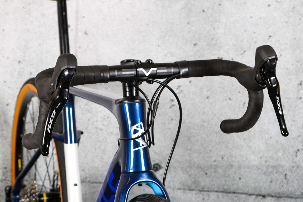 2023 Ribble CGR SL - Sport - bars 1.jpg