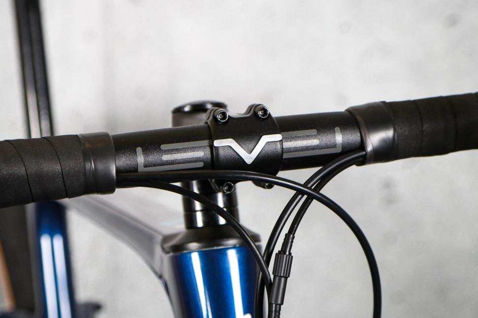 2023 Ribble CGR SL - Sport - bars 2.jpg