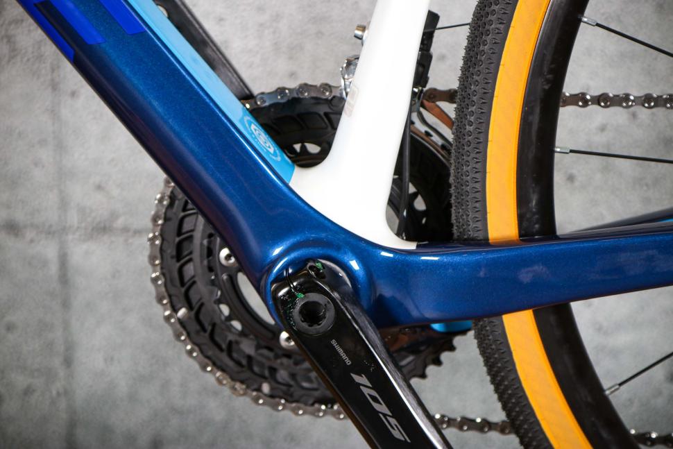 2023 Ribble CGR SL - Sport - bottom bracket.jpg