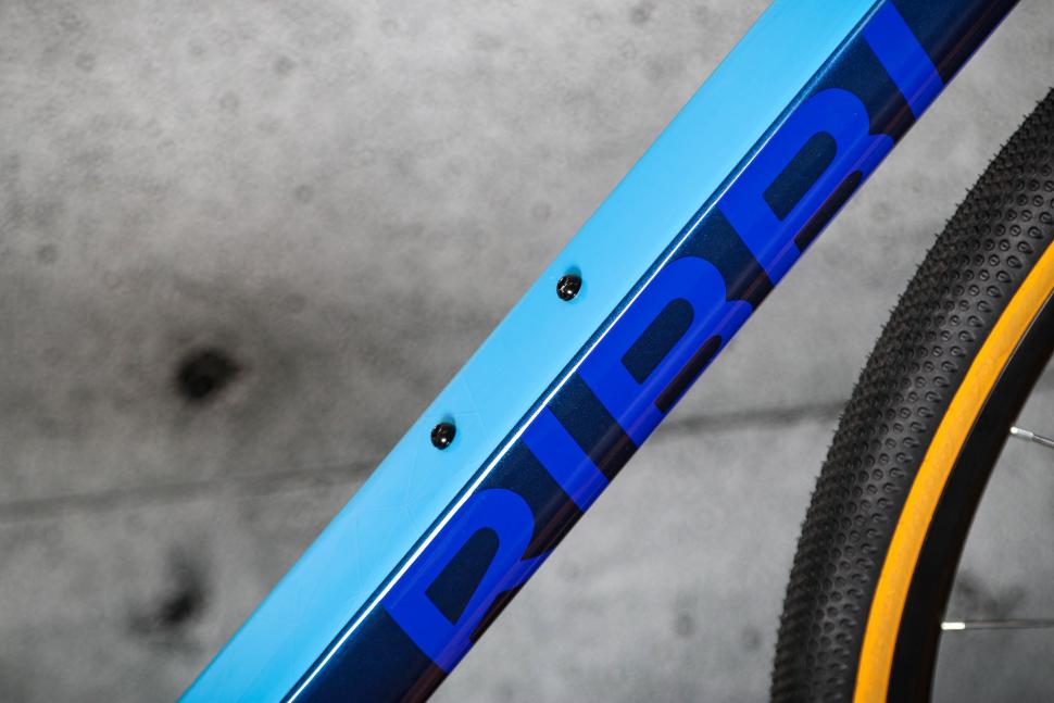 2023 Ribble CGR SL - Sport - down tube bosses.jpg