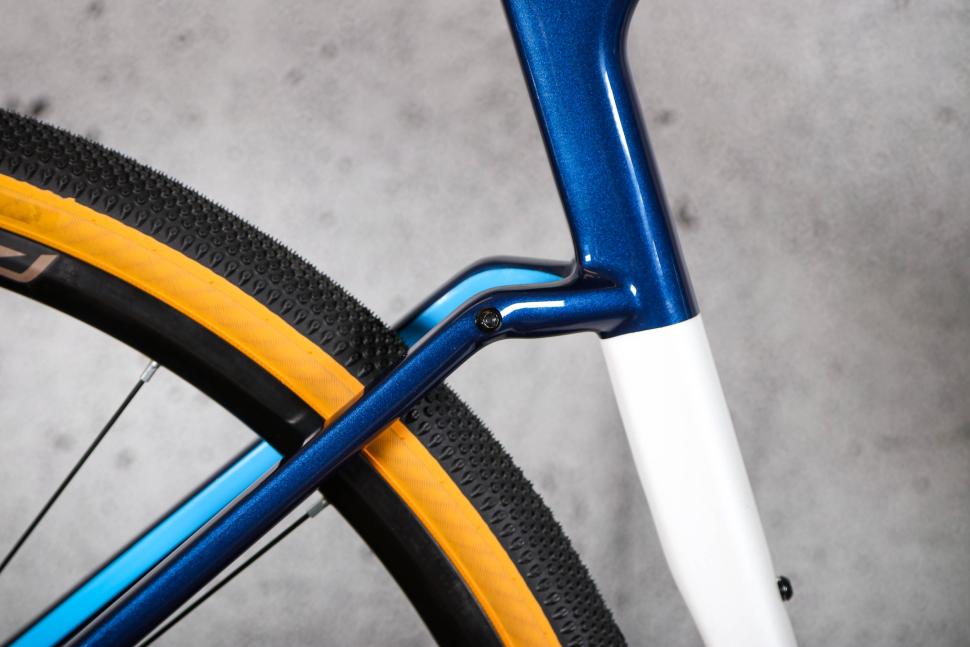 2023 Ribble CGR SL - Sport - seat stays 1.jpg
