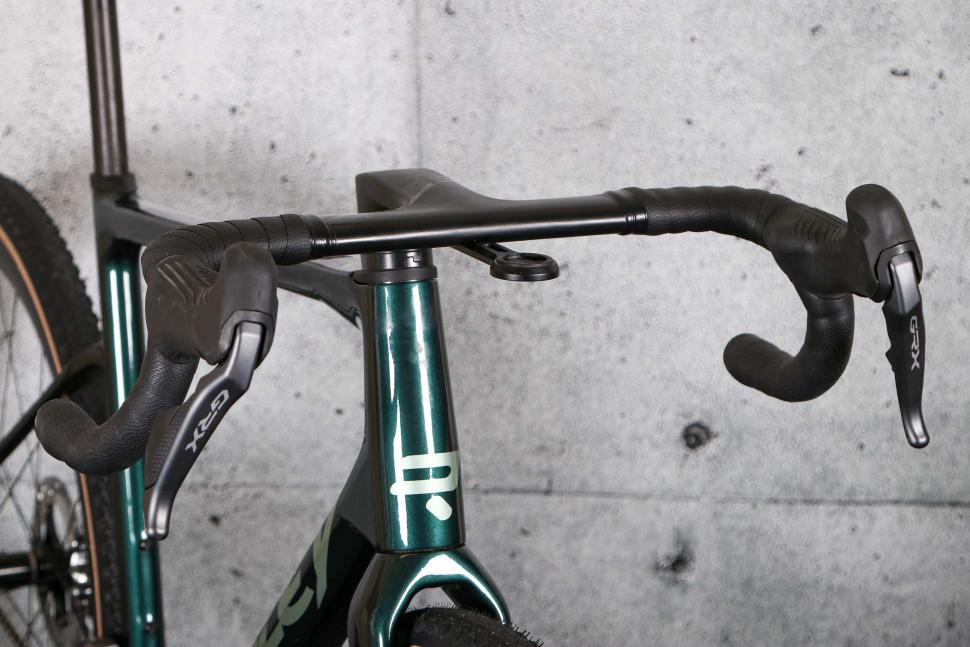 2023 Ridley Grifn - bars 1.jpg