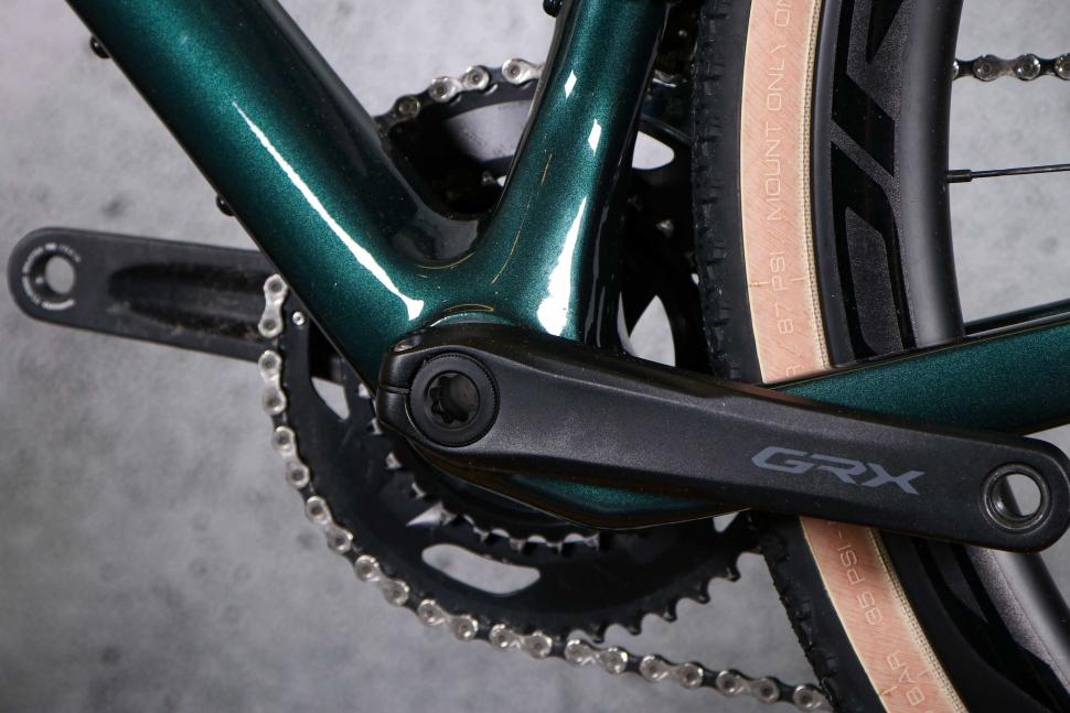 2023 Ridley Grifn - bottom bracket.jpg