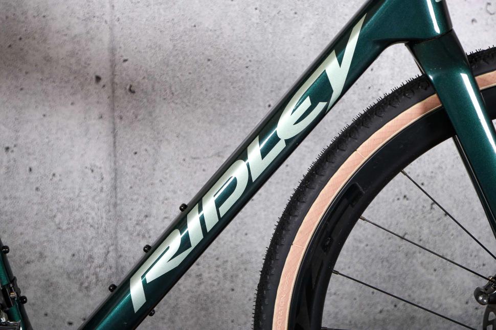 2023 Ridley Grifn - down tube.jpg