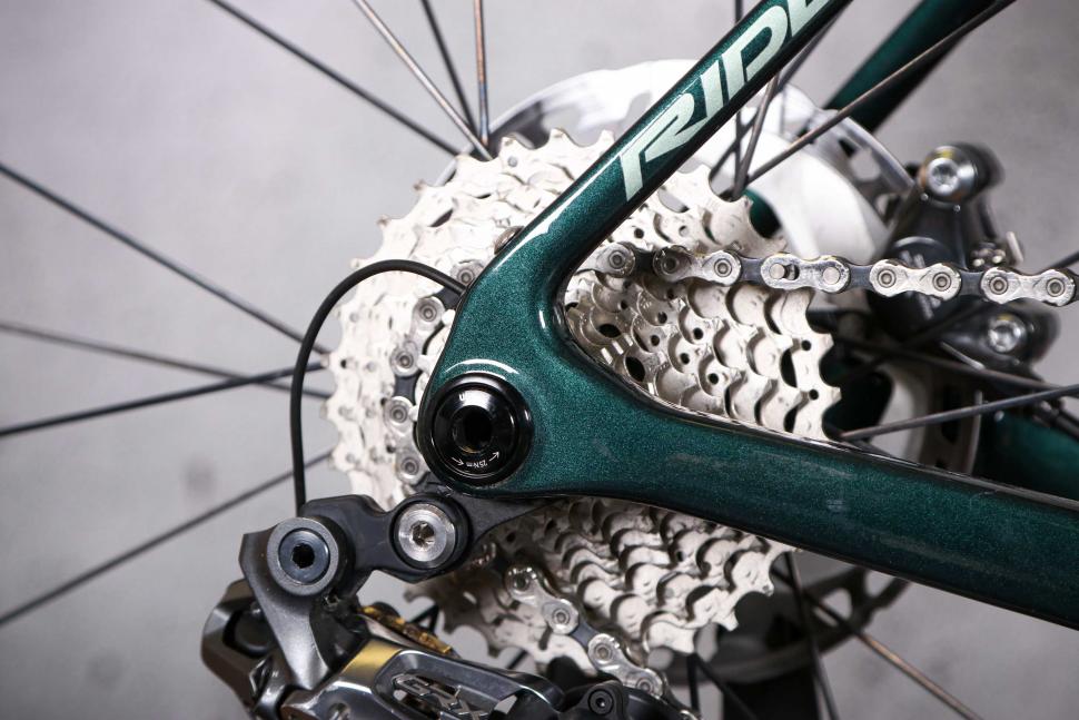 2023 Ridley Grifn - rear drop out.jpg
