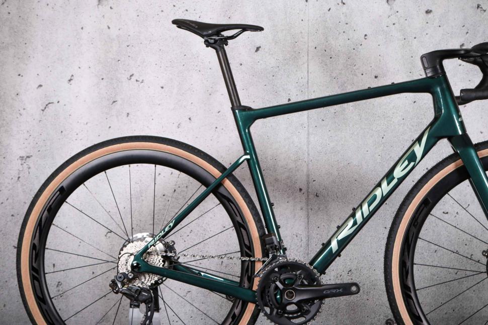 2023 Ridley Grifn - rear.jpg