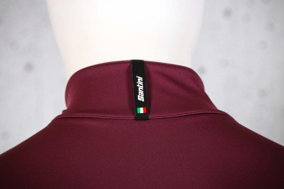 2023 Santini Adapt Multi - Jacket - collar back.jpg