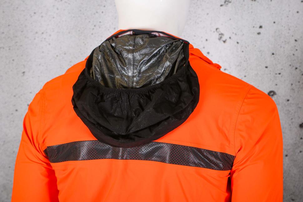 2023 Santini Guard Neo - Jacket With Hood - hood 2.jpg