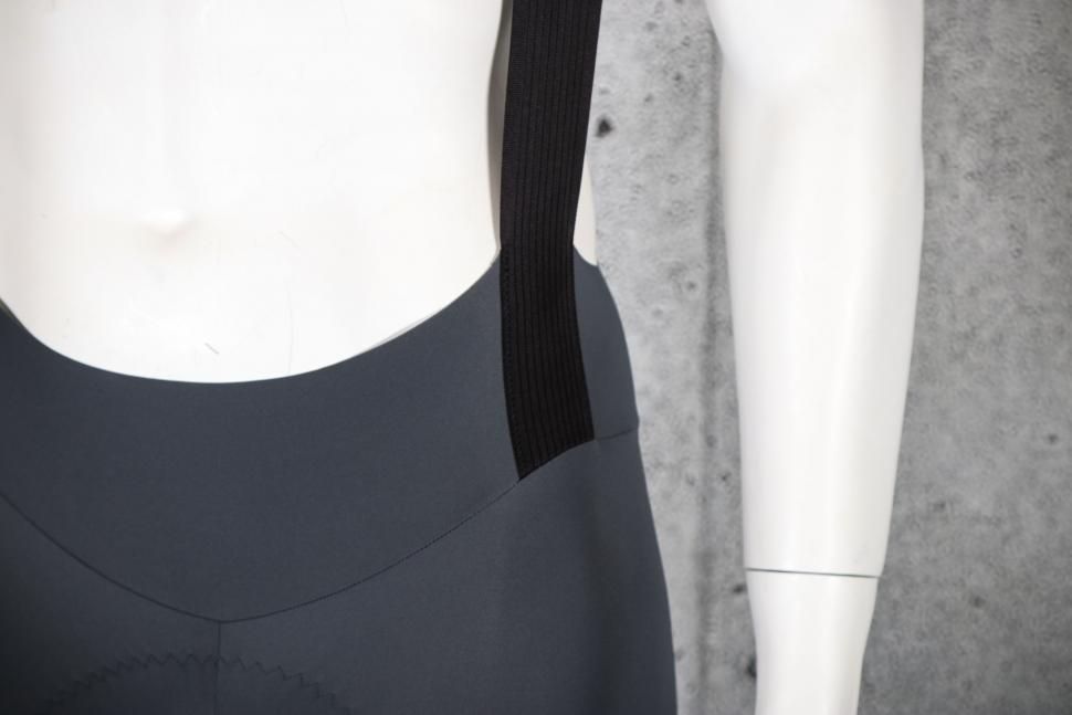 2023 Santini Plush Bib Shorts - strap detail.jpg