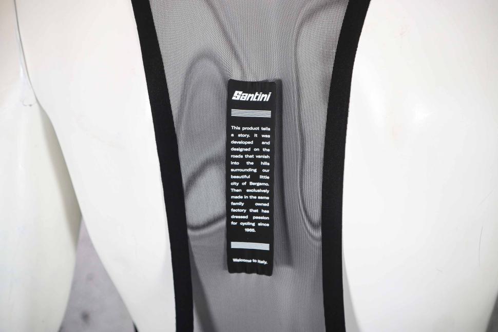 2023 Santini Plush Bib Shorts - straps back detail.jpg