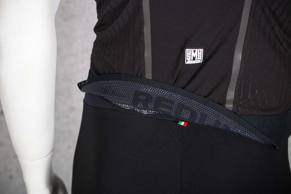 2023 Santini Redux Speed jersey - gripper.jpg