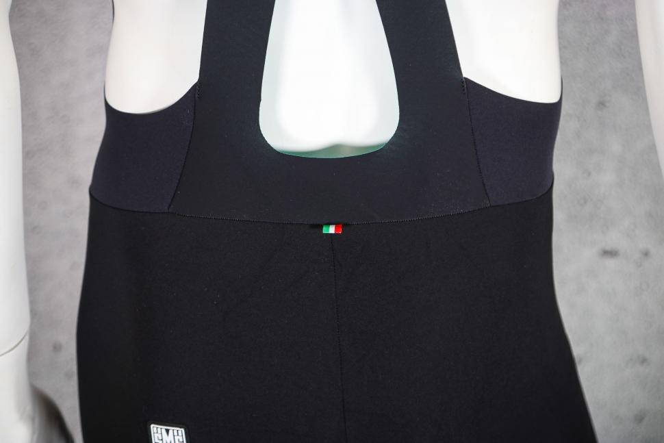 2023 Santini Redux Speed Shorts - back detail.jpg